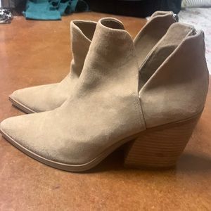 Steve Madden Camryn Bootie